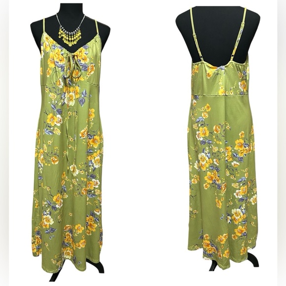 Floral Green Maxi Dress with Necklace, NWOT, Size 2XL - Picture 1 of 7